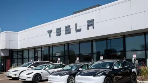 Penjualan Tesla Anjlok untuk Kuartal II Berturut-turut, Tanda Melemahnya Permintaan - GenPI.co