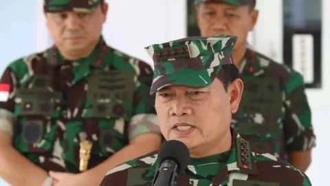 Panglima TNI Mutasi 172 Perwira Mei 2023, 2 Jenderal Bintang 3 Kena - GenPI.co