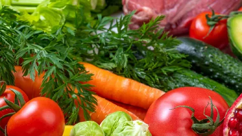 3 Tips Menyimpan Sayuran Beku untuk Menjaga Kandungan Gizi, Jangan Salah - GenPI.co