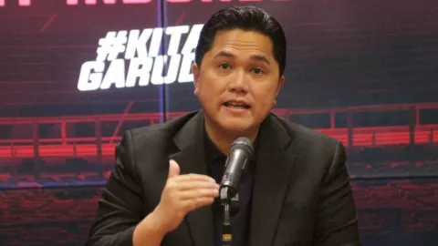 Masyarakat Suka PSSI Dipimpin Erick Thohir, Pengamat Blak-blakan - GenPI.co