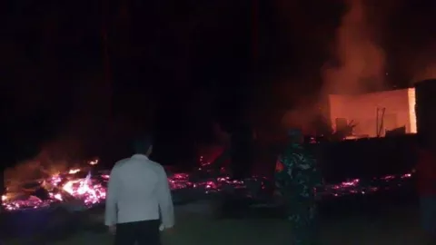 Rumah Petani Kopra Ludes Akibat Kebakaran di Gorontalo Utara - GenPI.co