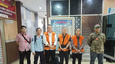 Eks Rektor Unila Karomani Dieksekusi ke Lapas Kelas I Bandar Lampung - GenPI.co