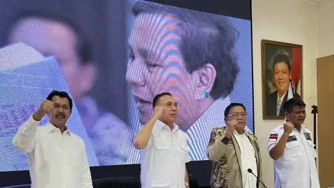 Siap Maju Pilgub Jabar, Iwan Bule All Out Menangkan Prabowo Subianto - GenPI.co