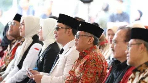 Hasto PDIP Bocorkan Cawapres Ganjar Pranowo, Kode untuk Ridwan Kamil - GenPI.co