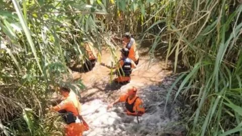 Upaya Pencarian Seorang Warga Terseret Arus Sungai di Kerinci Masih Nihil - GenPI.co