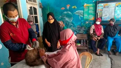 Jakarta Waspada! Kasus Gigitan Hewan Penularan Rabies Meningkat, 4 Hewan ini Bisa Jadi Penyebab - GenPI.co