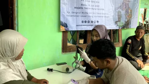 Sambut Tahun Baru Islam, Santri Dukung Ganjar Gelar Cek Kesehatan Gratis - GenPI.co