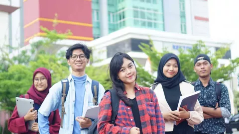 Keuntungan Beasiswa Influencer di UM Surabaya, Bakal Bebas Uang Gedung - GenPI.co