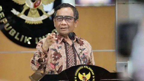 Mahfud MD Minta Kasus Kepala Basarnas Tersangka Agar Fokus Penanganan Korupsi - GenPI.co