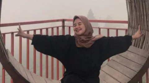 Kisah Sukses Erika Noviyanti Jadi Host TikTok, Inspirasi Bagi Ibu Rumah Tangga - GenPI.co