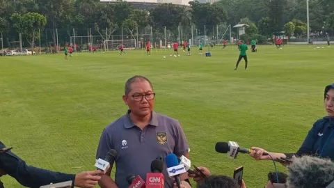 Persija dan PSM Makassar Tahan Pemain ke Timnas U-23, Sumardji Jengkel - GenPI.co