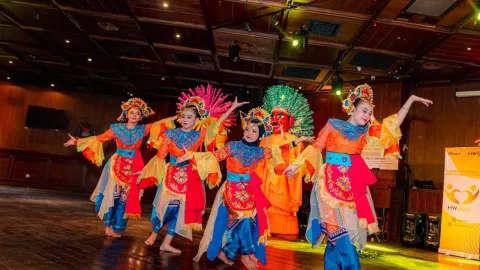 HW Peduli Budaya, Intip Meriahnya Gelar Tarian Tradisional di Helen's Epicentrum - GenPI.co