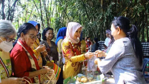 Festival Jajan Pasar Sor Pring, Wadah Promosi Jajanan Tradisional di Kudus - GenPI.co