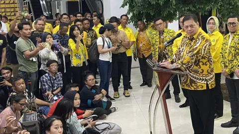 Airlangga Hartarto Pastikan Khofifah Menangkan Prabowo Subianto di Jawa Timur - GenPI.co