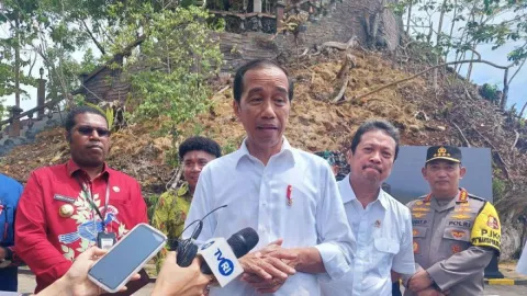 Jokowi Respons soal Ketua KPK Firli Bahuri Jadi Tersangka Dugaan Pemerasan - GenPI.co