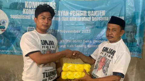 Ringankan Beban Warga, KNP Dukung Ganjar Beri Bantuan Alat Tangkap Ikan - GenPI.co