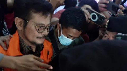 Syahrul Yasin Limpo Hanya Tersenyum saat Ditanya Pertemuan dengan Firli Bahuri - GenPI.co