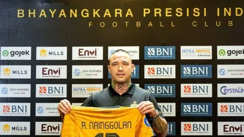 Jika Tidak Direkrut Bhayangkara FC, Radja Nainggolan Pensiun - GenPI.co