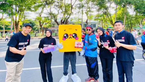 Pizza Hut Indonesia Pererat Hubungan dengan Konsumen di Makassar Lewat Aksi Berbagi - GenPI.co