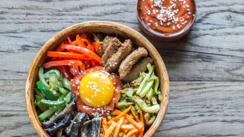 Resep Makanan Korea Bibimbap Paling Banyak Dicari di Google pada 2023 - GenPI.co