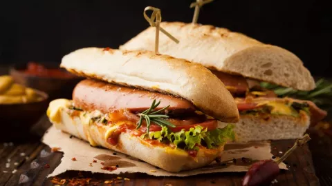 Resep Sandwich Sosis Ayam, Makanan Lezat dan Gurih yang Jadi Favorit Anak-anak - GenPI.co