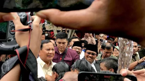 Jawab Isu Sempat Sakit, Prabowo Subianto: Yang Ngabarin Siapa? - GenPI.co