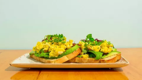 Resep Sandwich Telur Alpukat, Menu Sarapan Kaya Protein dengan Bahan Sederhana - GenPI.co
