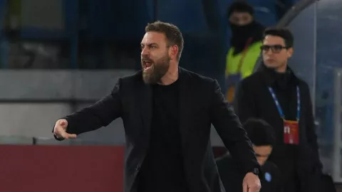 AS Roma Menang 3-2 dari Torino, De Rossi: Lebih Baik dari 0-0 - GenPI.co
