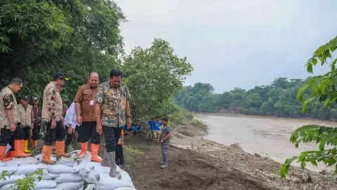 7.000 Rumah Terdampak Banjir di Brebes, Ini Penyebabnya - GenPI.co