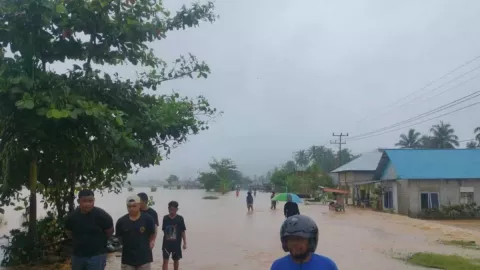 Curah Hujan Tinggi, 2 Kecamatan di Gorontalo Diterjang Banjir - GenPI.co