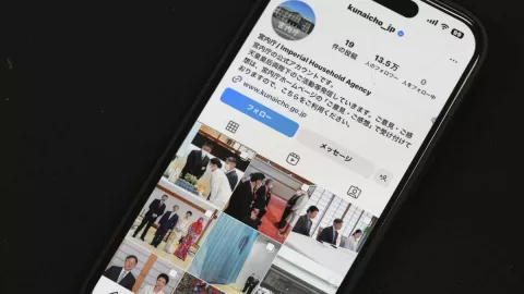 Keluarga Kekaisan Jepang Debut Resmi di Instagram untuk Menarik Generasi Muda - GenPI.co