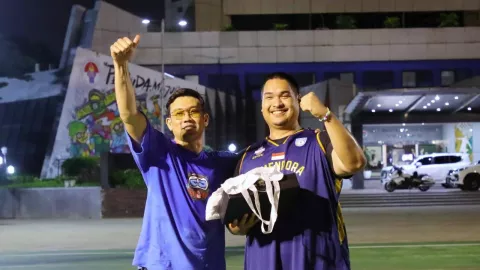 Denny Sumargo Bangga Bisa Main Basket dengan Menpora Dito - GenPI.co