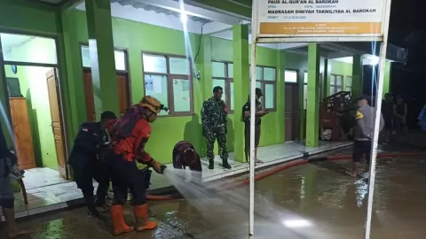 Astaga! Banjir dan Tanah Longsor Terjadi Sukabumi, Ini Kondisinya - GenPI.co