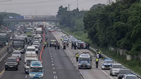 Kecelakaan di Tol Jakarta-Cikampek Renggut 12 Nyawa, Polri Evaluasi Penerapan Contraflow - GenPI.co
