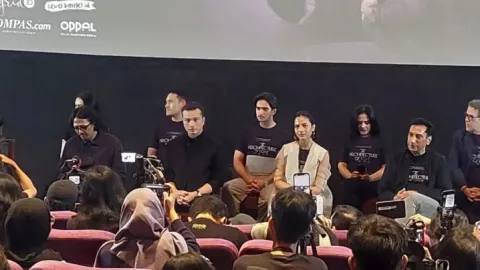 Syuting Film TAOL, Nicholas Saputra Rasakan Pengalaman Unik - GenPI.co