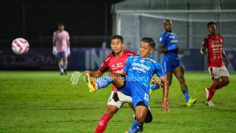 Bali United Ditahan Imbang Persib Bandung di Leg Pertama, Teco Curhat - GenPI.co