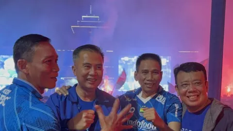 Persib Bandung Juara Liga 1, Pj Gubernur Jawa Barat Beri Pesan ke Bobotoh - GenPI.co