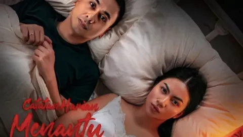 Review Film Indonesia: Catatan Harian Menantu Sinting Lekat dengan Kehidupan Suami Istri - GenPI.co