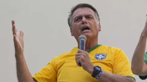 Mantan Presiden Brasil Didakwa Atas Dugaan Pencucian Uang untuk Berlian - GenPI.co