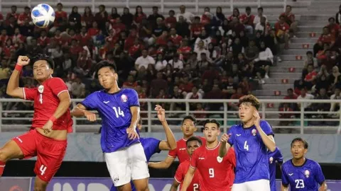 Teknik Bola Mati Timnas Indonesia U-19 Bikin Kamboja Kewalahan - GenPI.co