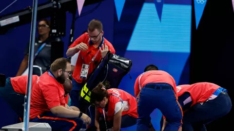 Ngeri! Perenang Slovakia, Tamara Potocka Kolaps di Olimpiade Paris 2024 - GenPI.co