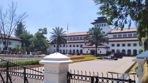 Mulai Minggu Depan, Gedung Sate Bandung Berlakukan Bebas Emisi 2 Hari Sepekan - GenPI.co