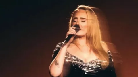 Fokus Kehidupan Pribadi, Adele Istirahat dari Musik - GenPI.co