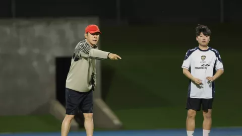 Hujan Deras di Arab Saudi Bikin Latihan Timnas Indonesia Terganggu - GenPI.co