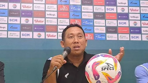 Persela Lamongan Gagal Menang di Kandang Sendiri, Pelatih Minta Maaf - GenPI.co