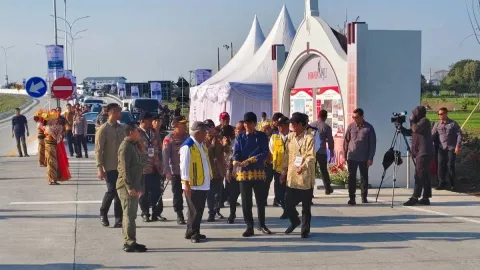 Diresmikan Presiden Jokowi, Tarif Jalan Tol Solo-Jogja Seksi 1 Masih Gratis - GenPI.co