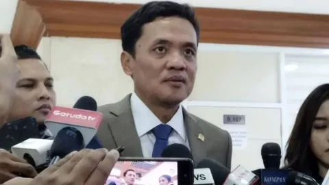 Abcandra Terpilih Jadi Wakil Ketua MPR RI, Habiburokhman: Rekor Termuda - GenPI.co