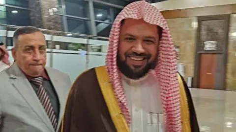 Imam Besar Masjid Nabawi Kunjungi Indonesia, Jumpa Wapres hingga Jadi Imam Salat Jumat di Istiqlal - GenPI.co