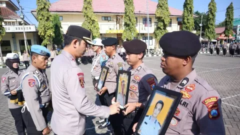 3 Anggota Polres Situbondo Dipecat, Terlibat Narkoba hingga Desersi - GenPI.co