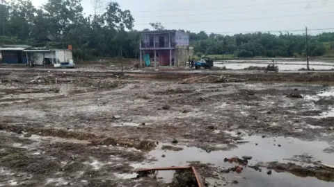 Diduga Jadi Penyebab Banjir dan Tanah Longsor di Sukabumi, 3 Perusahaan Tambang Dipanggil Polisi - GenPI.co